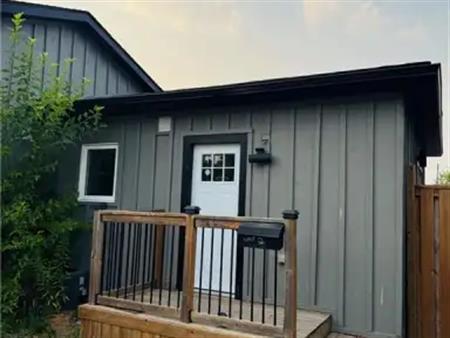 1 BLOOMFIELD Avenue | 1 BLOOMFIELD Avenue, St. Catharines