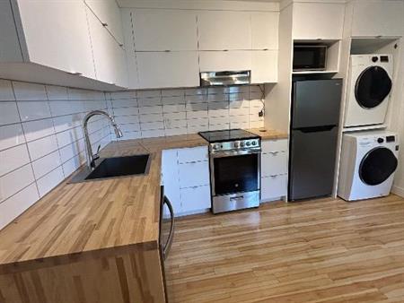 3 1/2 beau quartier semi meublé