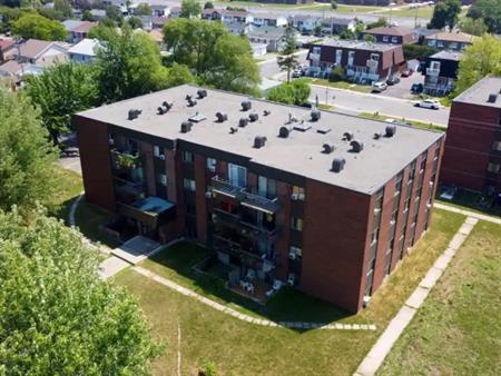 7315 Chauvin / 2640 Quévillon | 7315 Avenue Chauvin, Saint-Hubert
