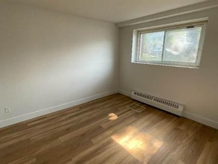 5 1/2 à louer à Longueuil
