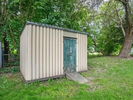 848 COLBORNE Street E | 848 COLBORNE Street E, Brantford