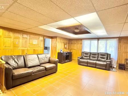 70 Gilmour Rd, Guelph, Ontario N1H 6H9 | 70 Gilmour Road, Guelph