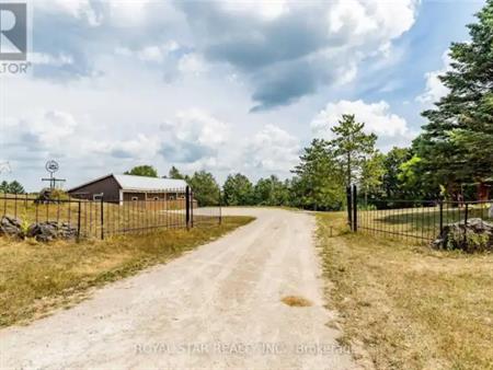 3110 30 SIDE ROAD | 3110 30 SIDE ROAD, Milton