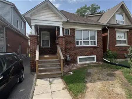 141 Cope Street | 141 Cope Street, Hamilton