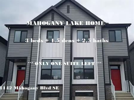 NEW MODERN  HOME - 3 Bedroom, 1.5 den, 2.5 Bathroom / Semi-detached / Mahogany | Calgary