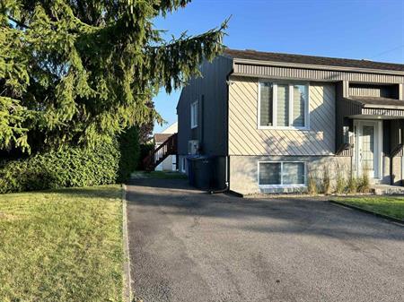 Maison (3 chambres) à louer - Charlesbourg / Beauport