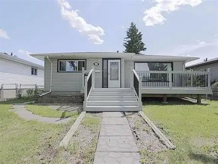 3 Bedroom Main Floor close to University | 10427 68 Avenue Northwest, Edmonton