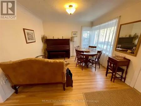 112 CLEGG STREET | 112 CLEGG STREET, Ottawa