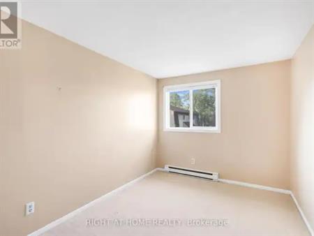 23D FORESTER CRESCENT | 23D FORESTER CRESCENT, Ottawa