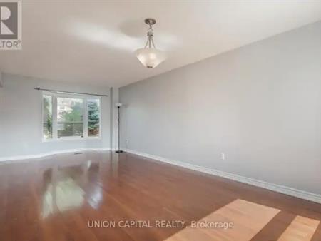 21 HORSESHOE DRIVE | 21 HORSESHOE DRIVE, Whitby
