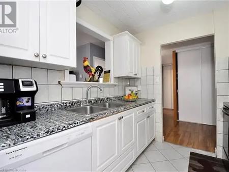 71 VANIER Drive Unit# 205 | 71 VANIER Drive Unit# 205, Kitchener