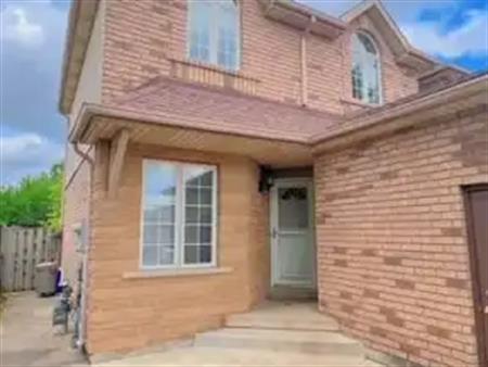 1010 SILVERDALE | 1010 SILVERDALE, Windsor