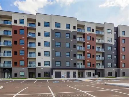 4785 WALKER Unit# 506 | 4785 WALKER Unit# 506, Windsor