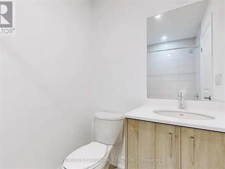 UPPER - 35 PERSICA STREET | UPPER - 35 PERSICA STREET, Richmond Hill