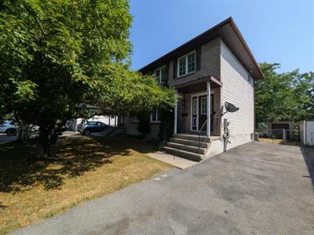 303 Owens Crescent | 303 Owens Crescent, Kingston