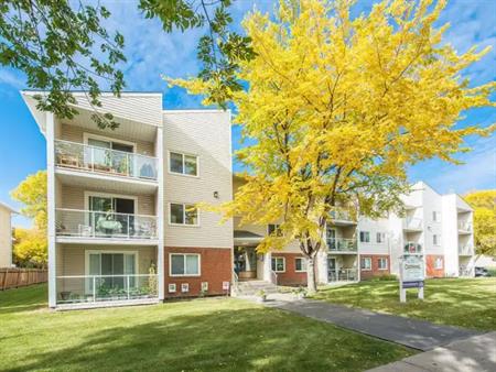 Crestmark Place | 10842 107 Street, Edmonton