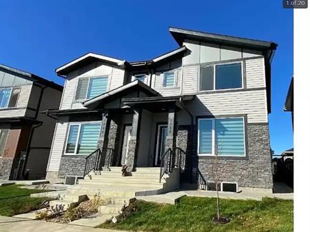 New 3 bedroom 2.5 bathroom Main Floor House in Chapelle WITH UTILITIES INCLUDED | 5084 Chappelle Road Southwest, Edmonton
