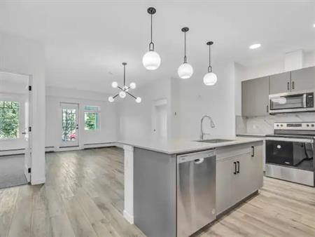 Ground floor – 2 Bed | 2 Bath | Underground Parking | Gym -Mahogany (Lakeside) | 113 - 140 Mahogany Street South East, Calgar