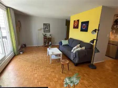 Cozy 2 bedroom furnished apartment, all utilities and Wi- Fi included | 315 Heritage Drive SE, Calgary
