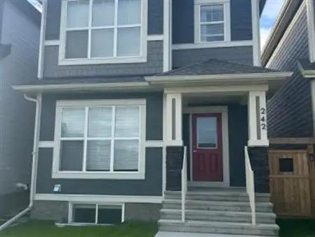 Lake community home New fully upgraded | 242 Magnolia Square Southeast, Calgary