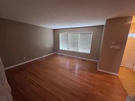 Cozy Bungalow with Convenient Location by Nose Hill Park NW | 1106 Nokomis Place Northwest, Calgary