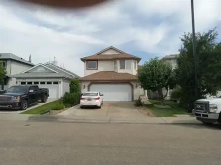 Tired of yard work?  Landlord will take care of it for you. | 1816 37C Avenue Northwest, Edmonton