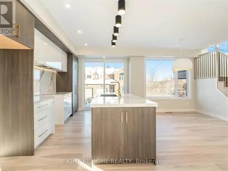 576 BRUNEL STREET N | 576 BRUNEL STREET N, Ottawa