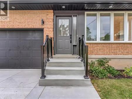 126 HIGHLAND Road W | 126 HIGHLAND Road W, Kitchener