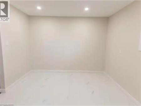 53 OBERMEYER Drive Unit# 1 | 53 OBERMEYER Drive Unit# 1, Kitchener