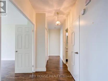 809 - 5250 LAKESHORE ROAD | 809 - 5250 LAKESHORE ROAD, Burlington