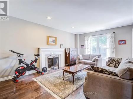 520 BLENHEIM CRESCENT | 520 BLENHEIM CRESCENT, Oakville