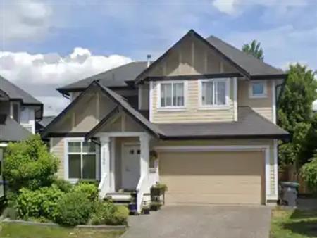 Rent this gorgeous two story home, complete with a basement in-law suite. | 7046 181B Street, Surrey