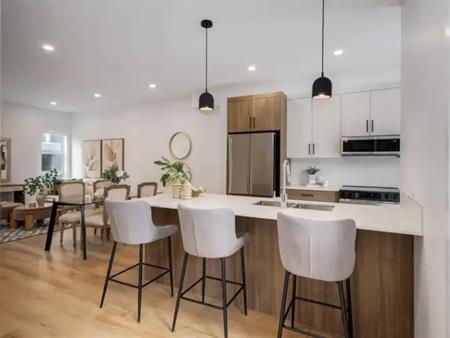 Loop 36 | 1745 36 Avenue Southwest, Calgary