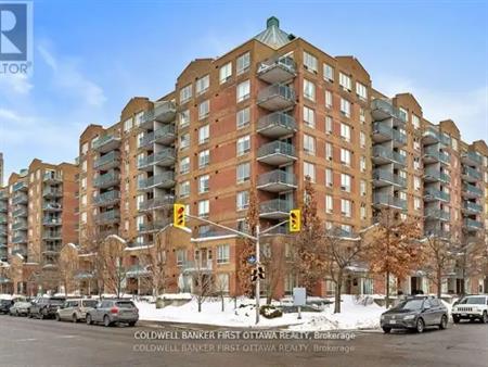 410 - 35 HOLLAND AVENUE | 410 - 35 HOLLAND AVENUE, Ottawa
