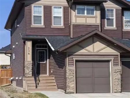 Cozy 3 bedroom 2.5 bath house available | 238 Legacy Mews Southeast, De Winton