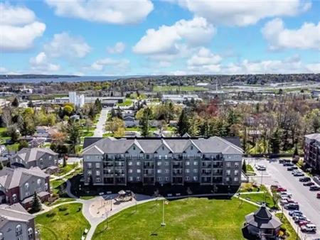 45 FERNDALE Drive S Unit# 305 | 45 FERNDALE Drive S Unit# 305, Barrie