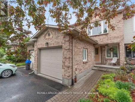 10 BATON COURT | 10 BATON COURT, Ottawa
