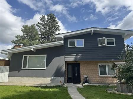 •	Modern Comfort Meets Timeless Charm | 24 Gissing Drive Southwest, Calgary