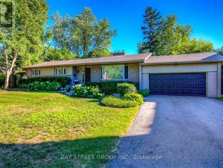 256 EASTCOURT ROAD | 256 EASTCOURT ROAD, Oakville