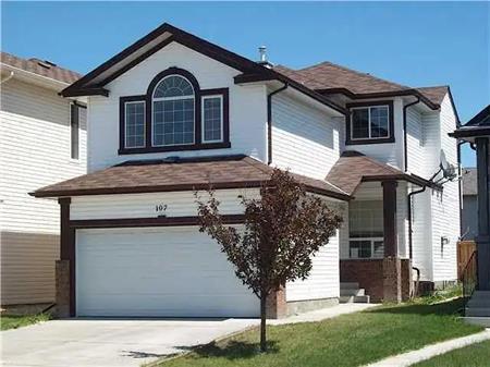4 Bedrooms, 2 storey house in Taradale(Main floor and upstairs only) $2300 | 107 Taralea Crescent Northeast, Calgary