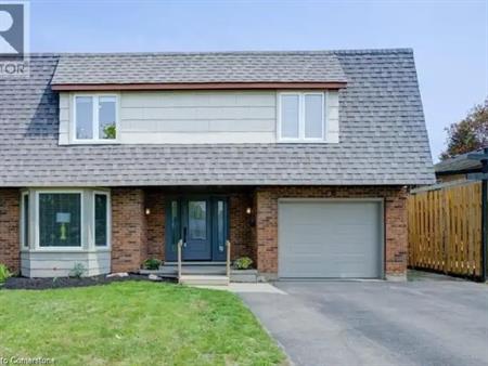 8 ROSENEATH Crescent Unit# B | 8 ROSENEATH Crescent Unit# B, Kitchener