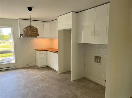 Appartement / Logement 4 1/2 à louer