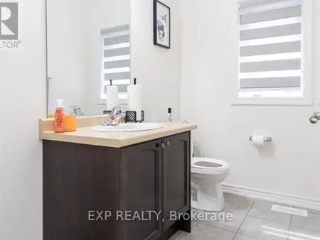 8 POOLE STREET W | 8 POOLE STREET W, Brantford