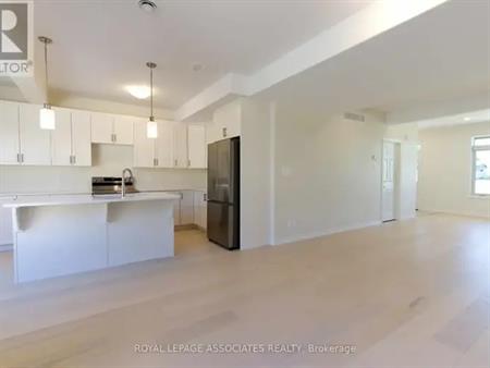 84 RIVERSTONE WAY | 84 RIVERSTONE WAY, Belleville