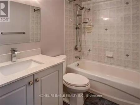 204 - 745 NEW WESTMINSTER DRIVE | 204 - 745 NEW WESTMINSTER DRIVE, Vaughan