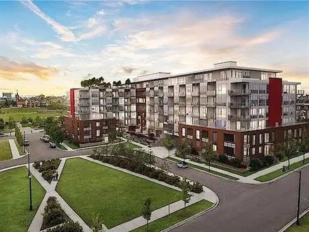 MODERN 2 BEDROOM BRIDGELAND CONDO WITH PARK & DT VIEWS! | 3rd Floor - 88 - 9 Street Northeast, Calgary