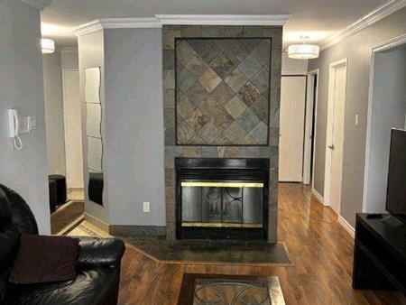 condo à louer (station Montmorency, Laval)