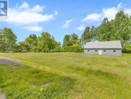 2551 RUSSLAND ROAD | 2551 RUSSLAND ROAD, Ottawa