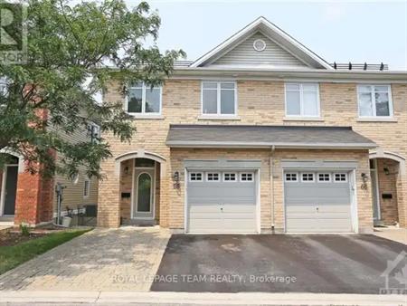 68 ENCORE PRIVATE | 68 ENCORE PRIVATE, Ottawa