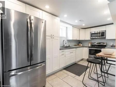 14 YORKDALE Crescent Unit# B | 14 YORKDALE Crescent Unit# B, Stoney Creek